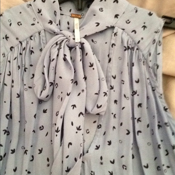 *Free people top - Picture 4 of 5